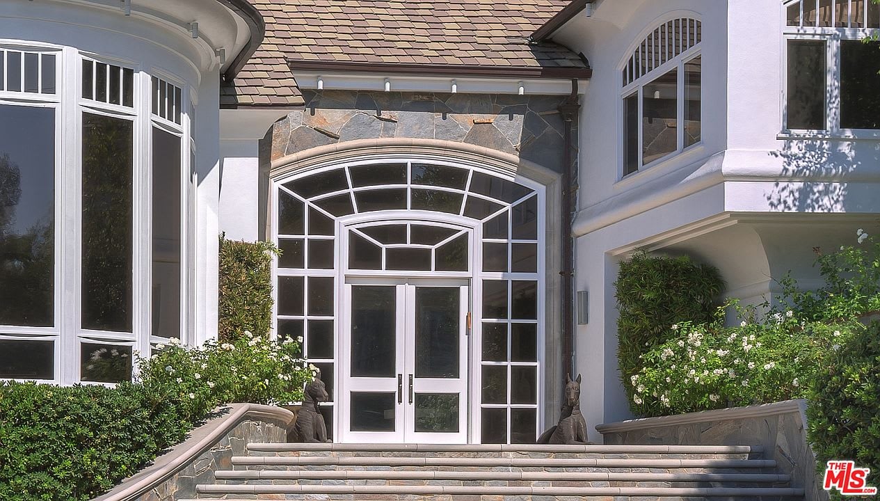 Cascade Crescent