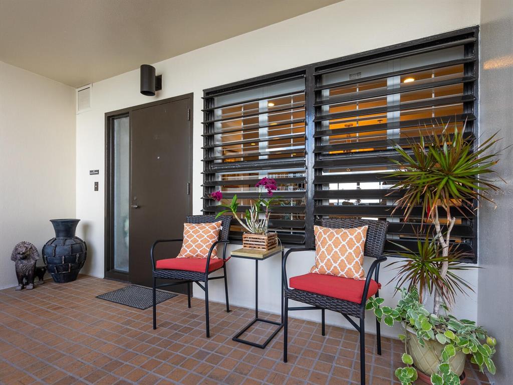1255 North Gulfstream Ave, #904