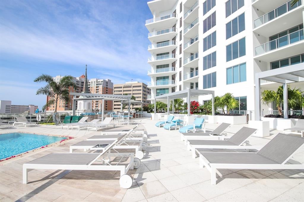 111 S Pineapple Ave Unit 812