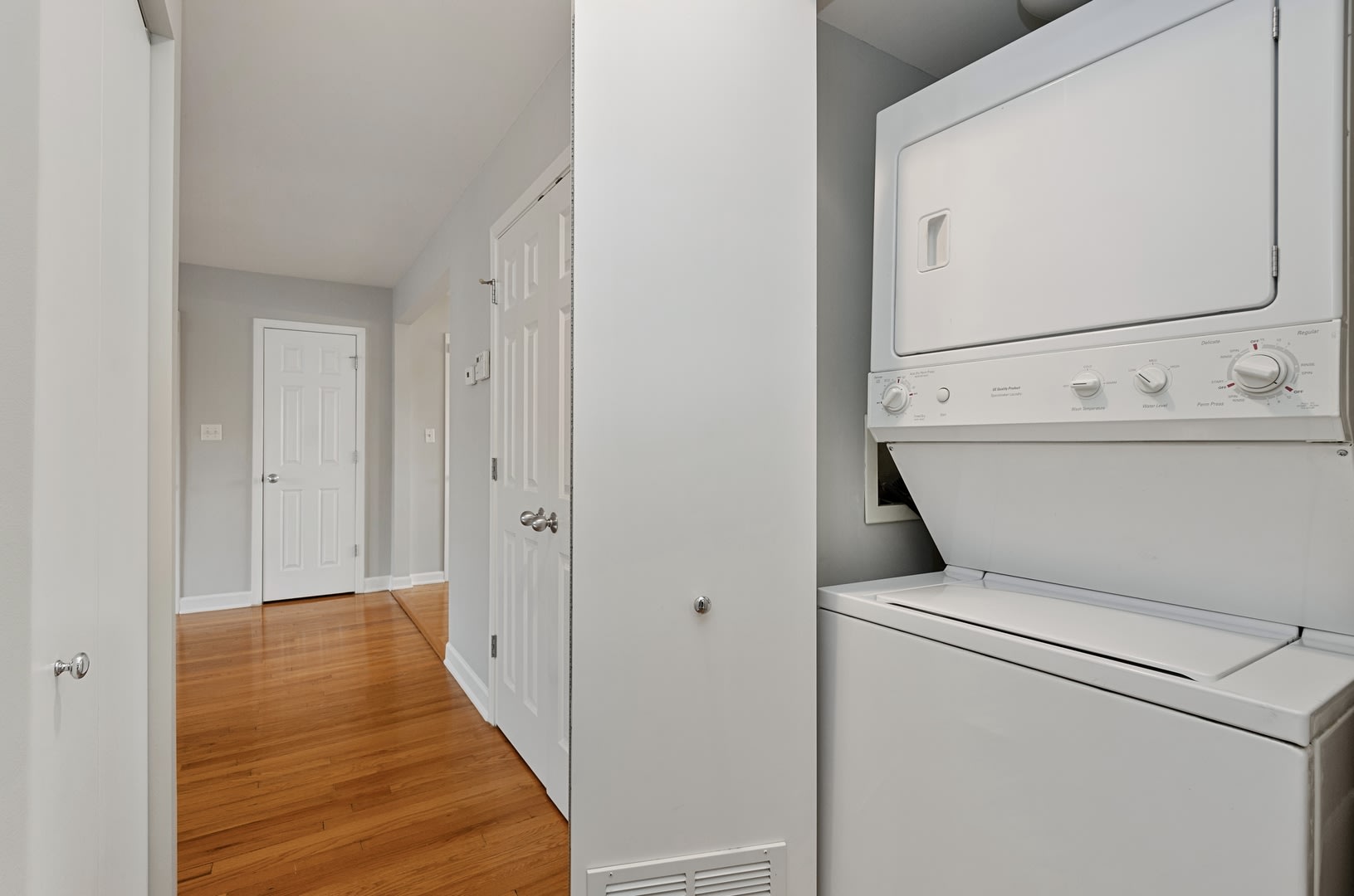 2918 W Berwyn
