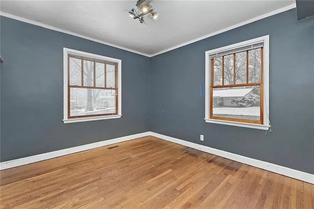 2812 W. 90th Street