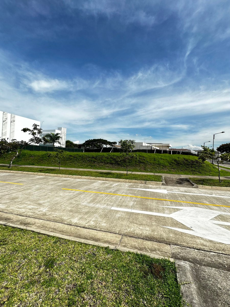 Flat Gated Community Lot, Alajuela