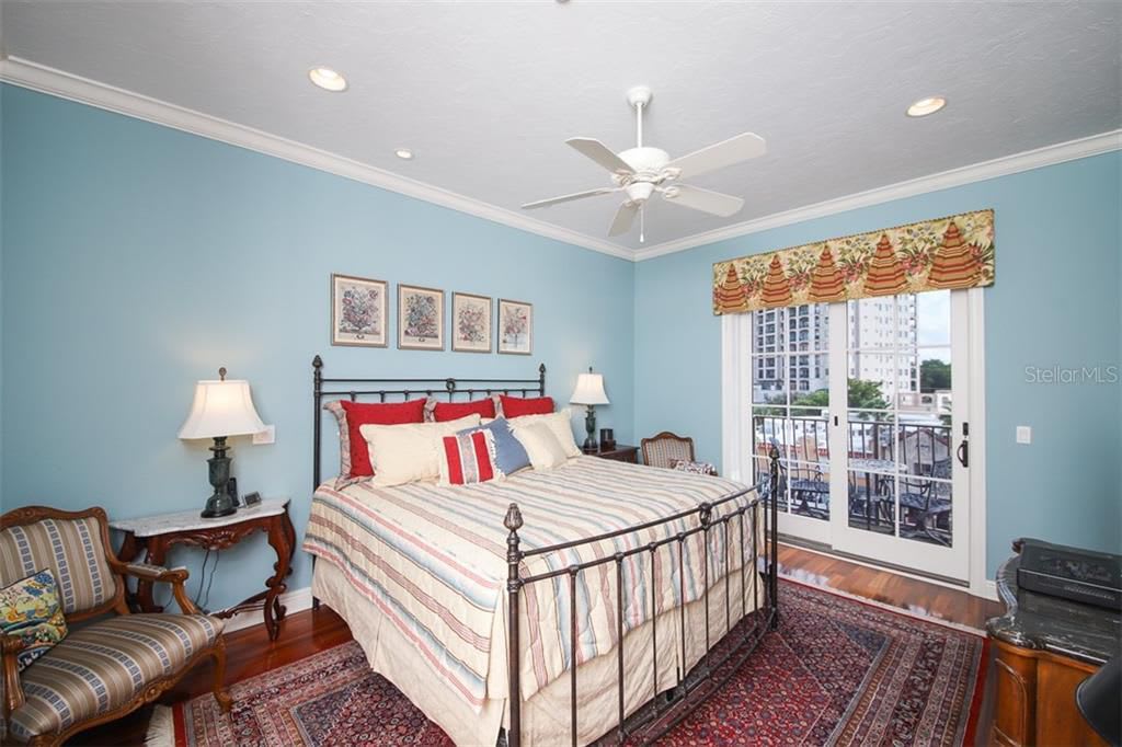 1551 OAK ST, #8