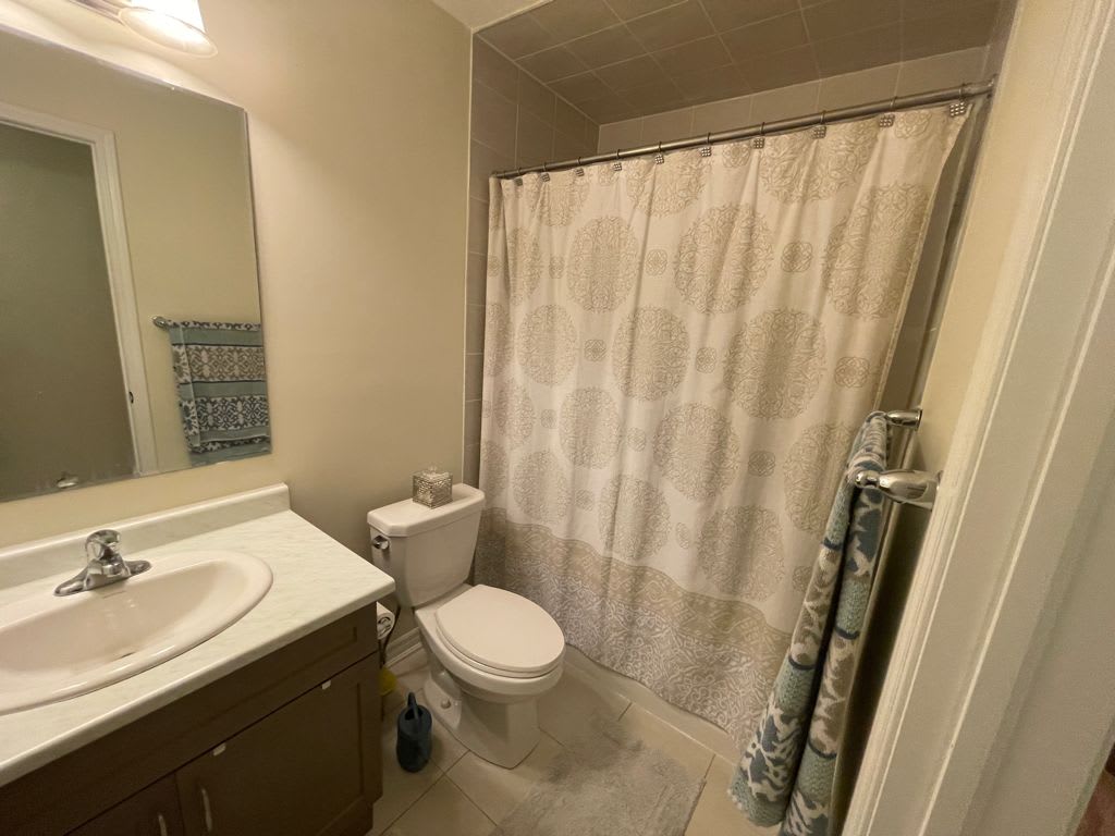 41 Baycliffe Cres