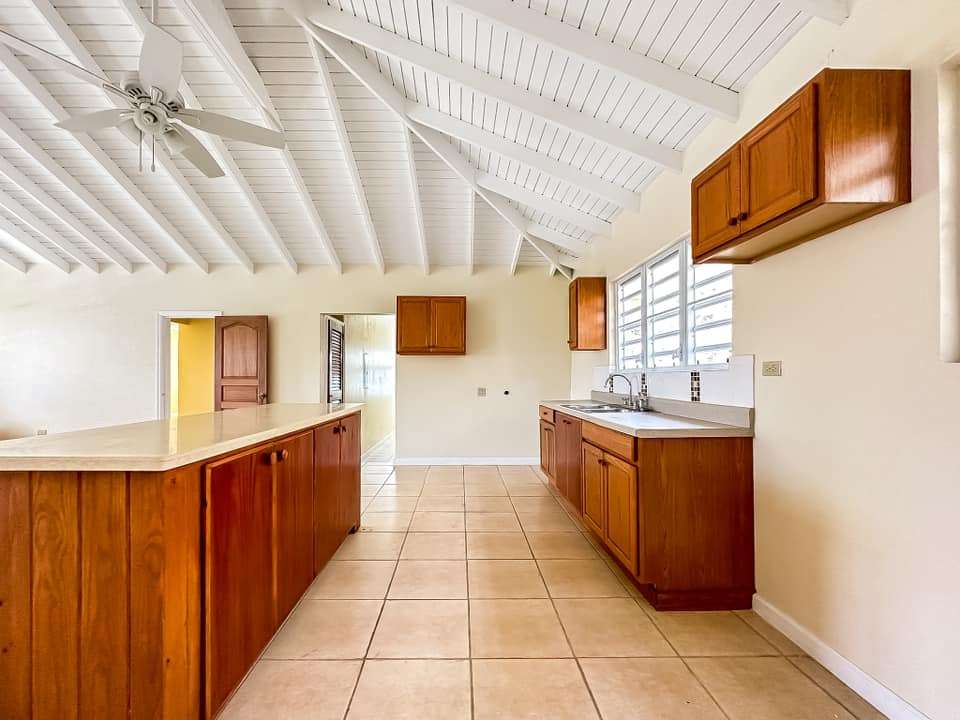433 Huntum's Ghut 3 Bedroom Apartment
