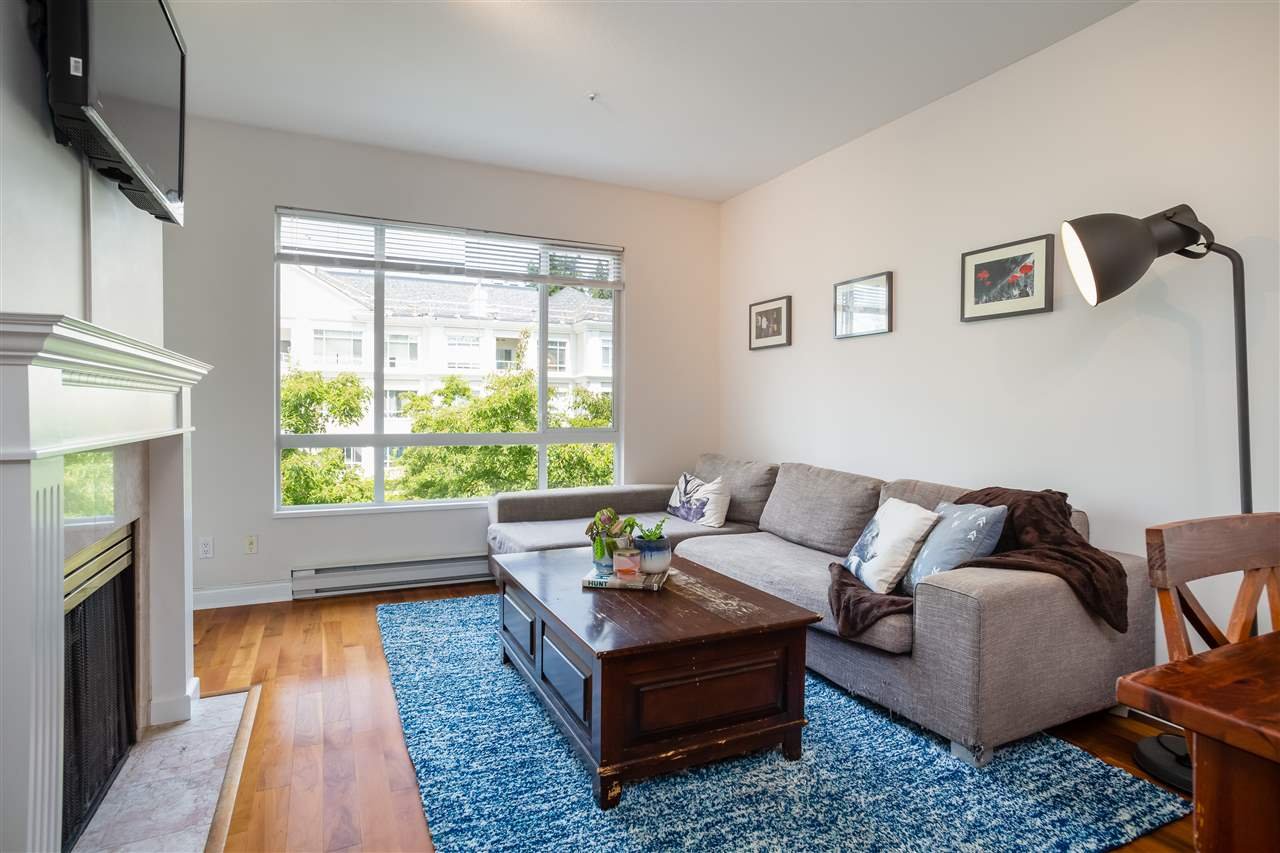 309-5735 Hampton Pl