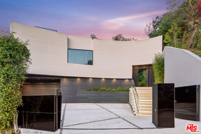 Cascade House