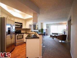 3335 Military Avenue # I