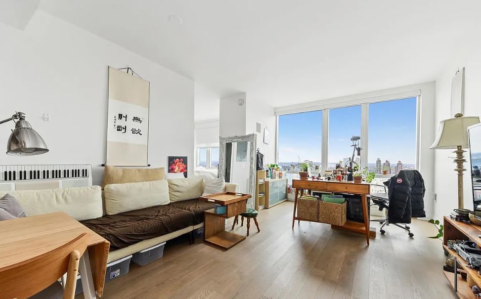 460 West 42nd Street Unit: 56A