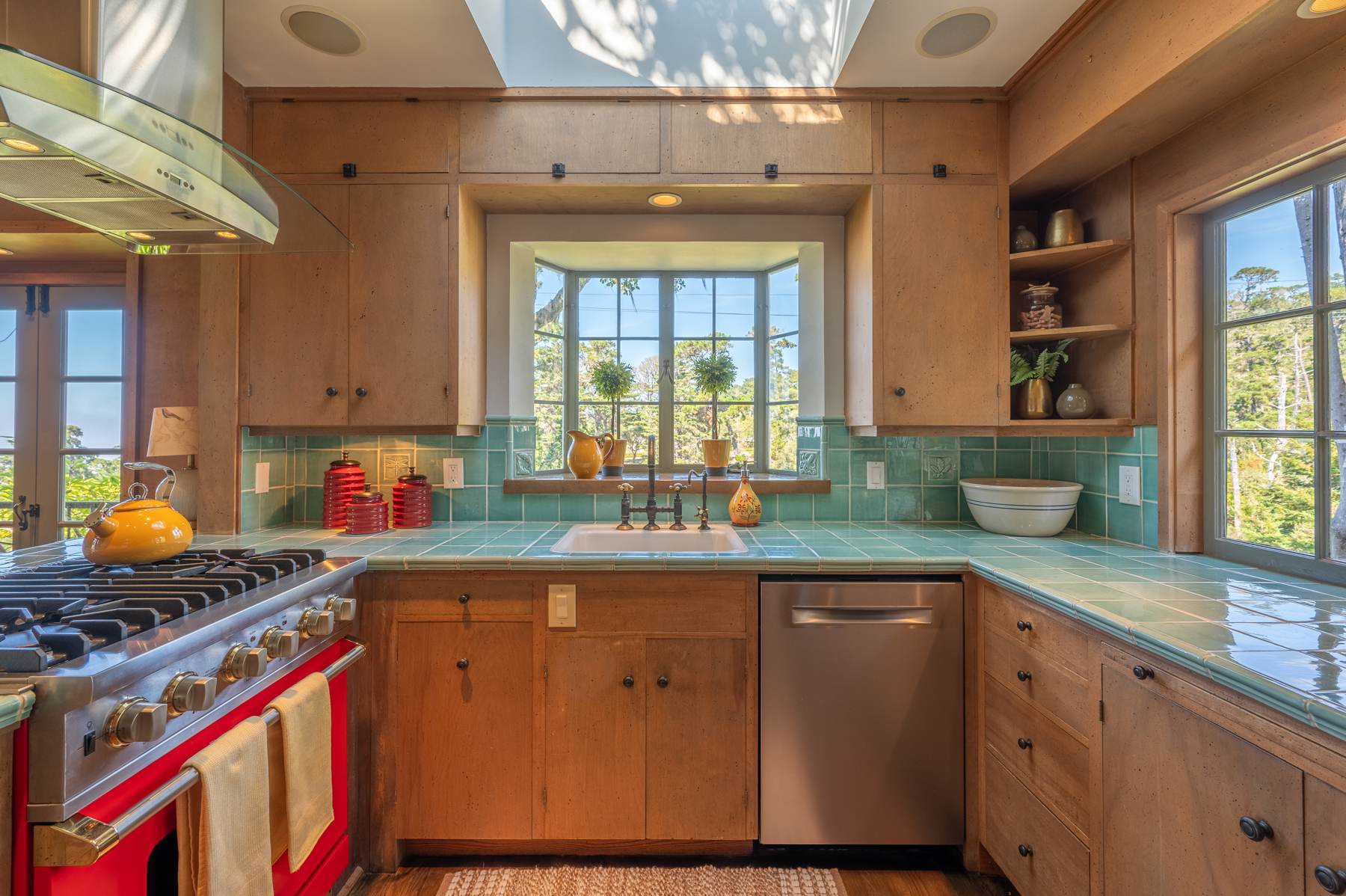 Charming Carmel Highlands Cottage - 125 Cypress Way