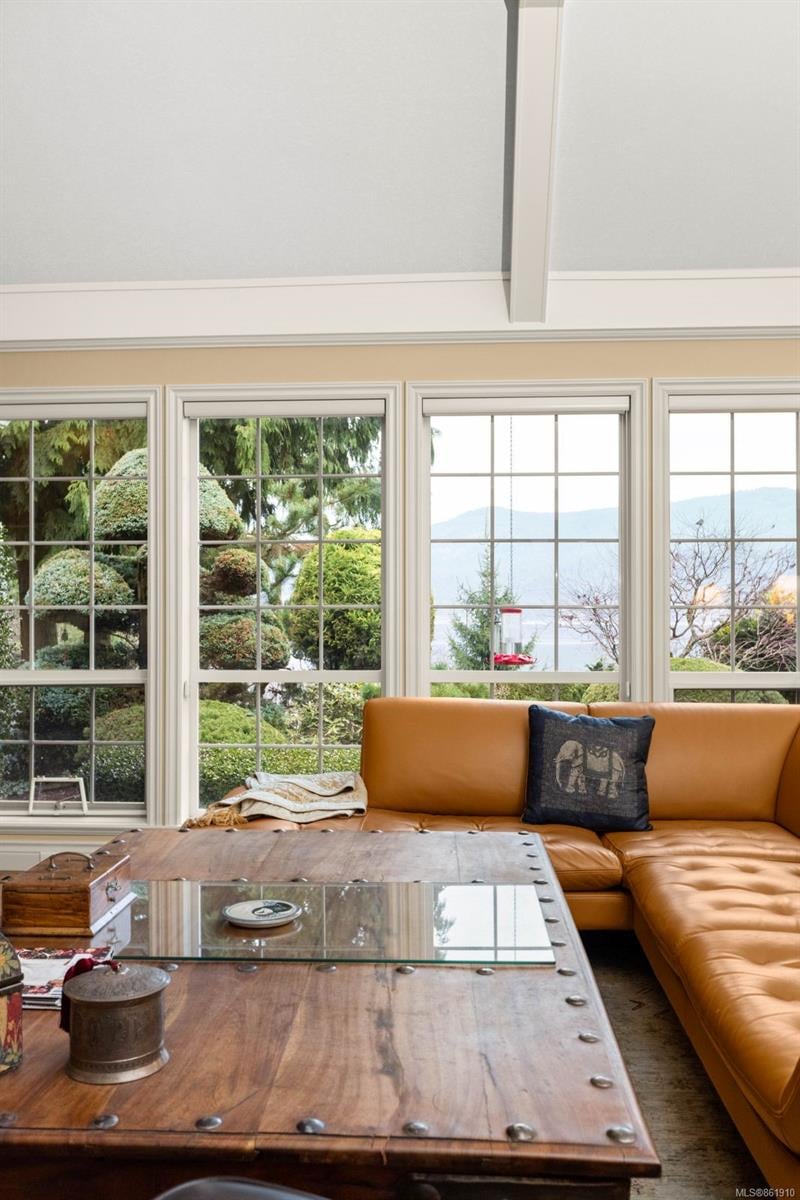 4349 Kingscote Rd, Cobble Hill