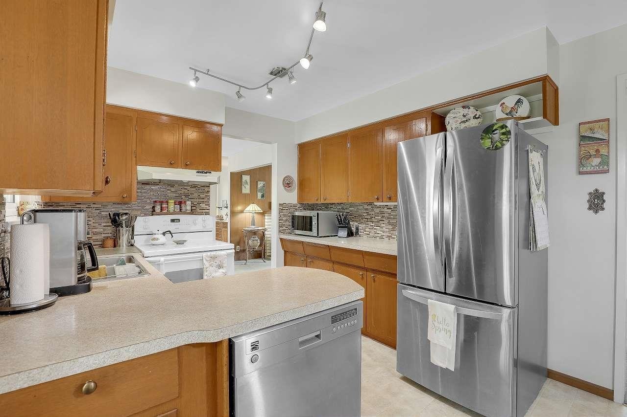 2313 Vista Ct