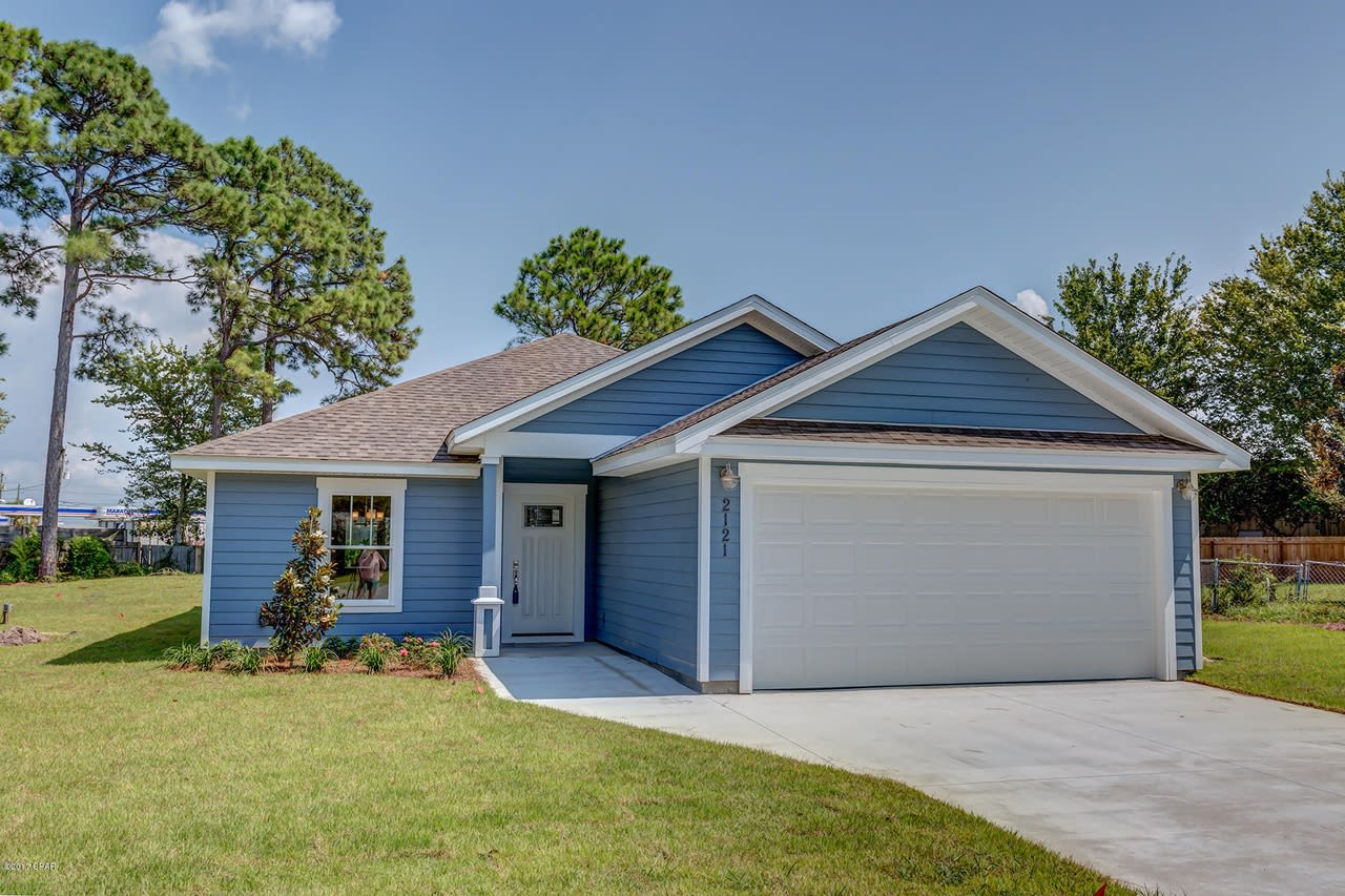 2121 BENT OAK Court
