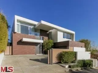 1278 Angelo Dr