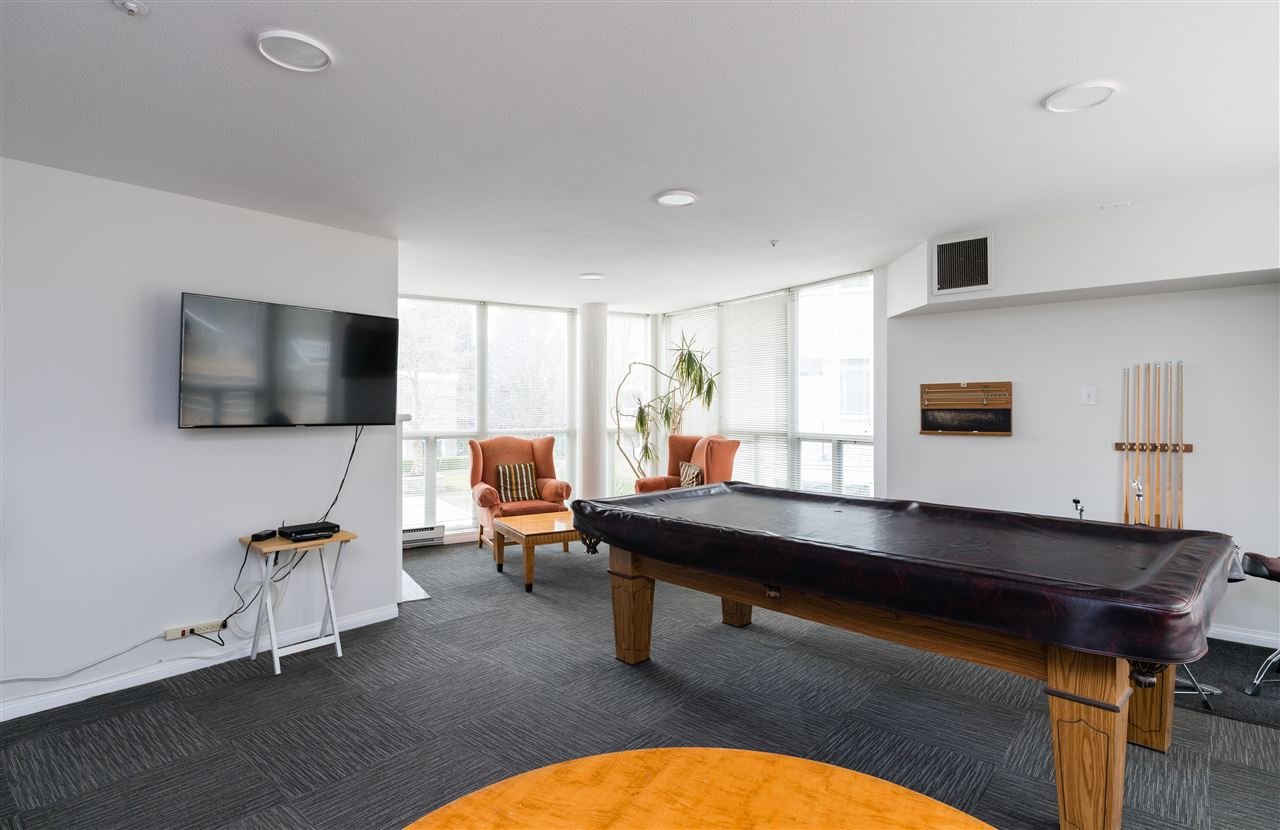 112-8460 Jellicoe St