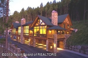 262 Pine Glades Dr