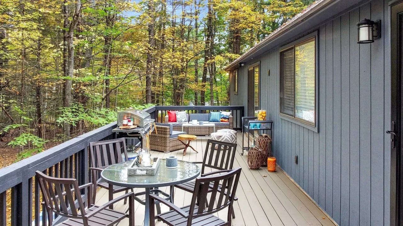 Chrysalis Cabin in Meredith, NH