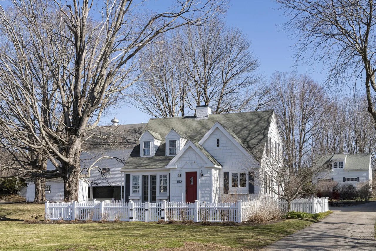 Home for Sale – 152 York Street, York, Maine -$1,095,000