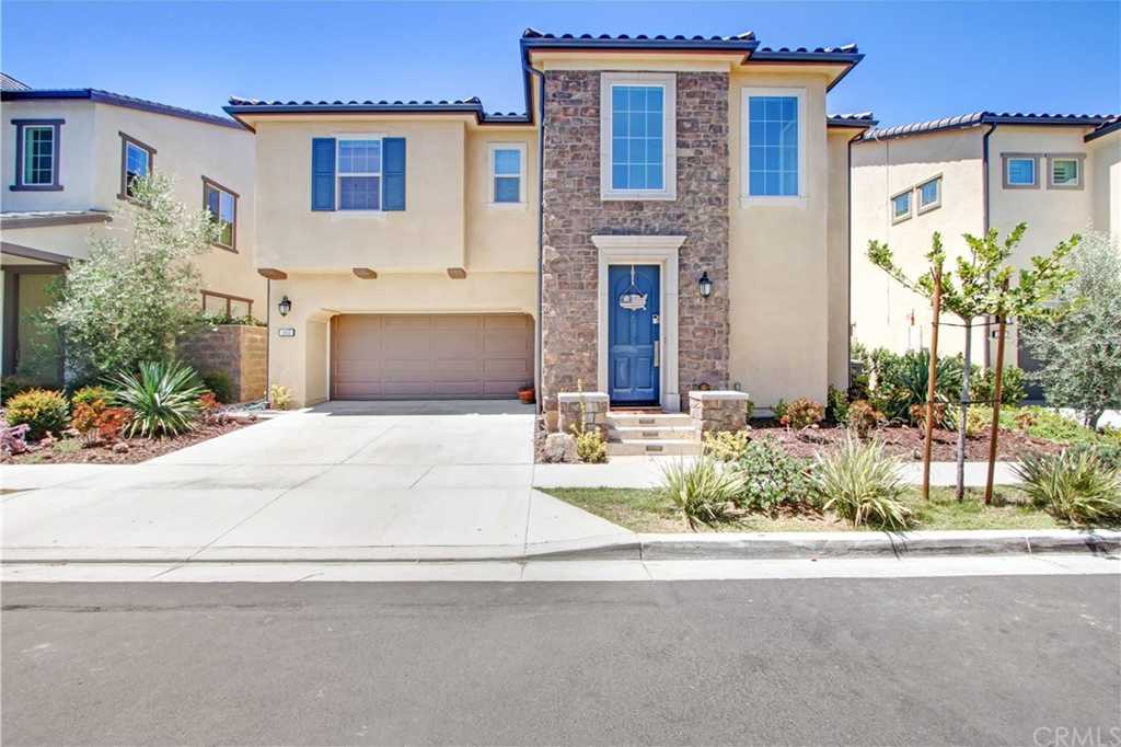 1943 Aliso Canyon Dr