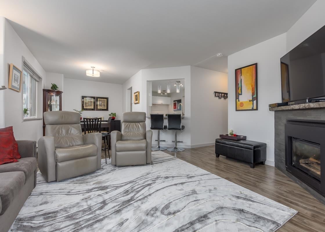 112-1466 Pemberton Ave