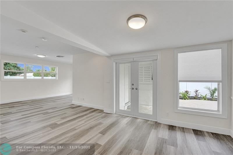 2408 NE 26th Ave