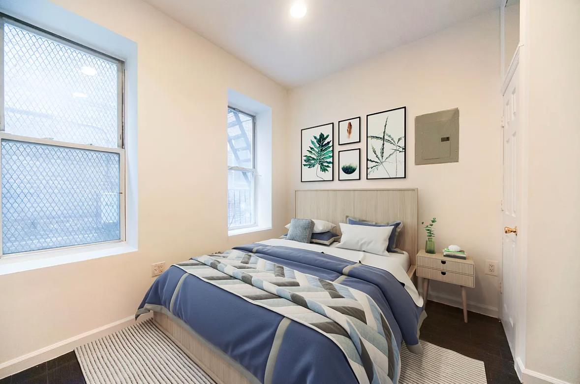 142 Sullivan Street, Apt 2