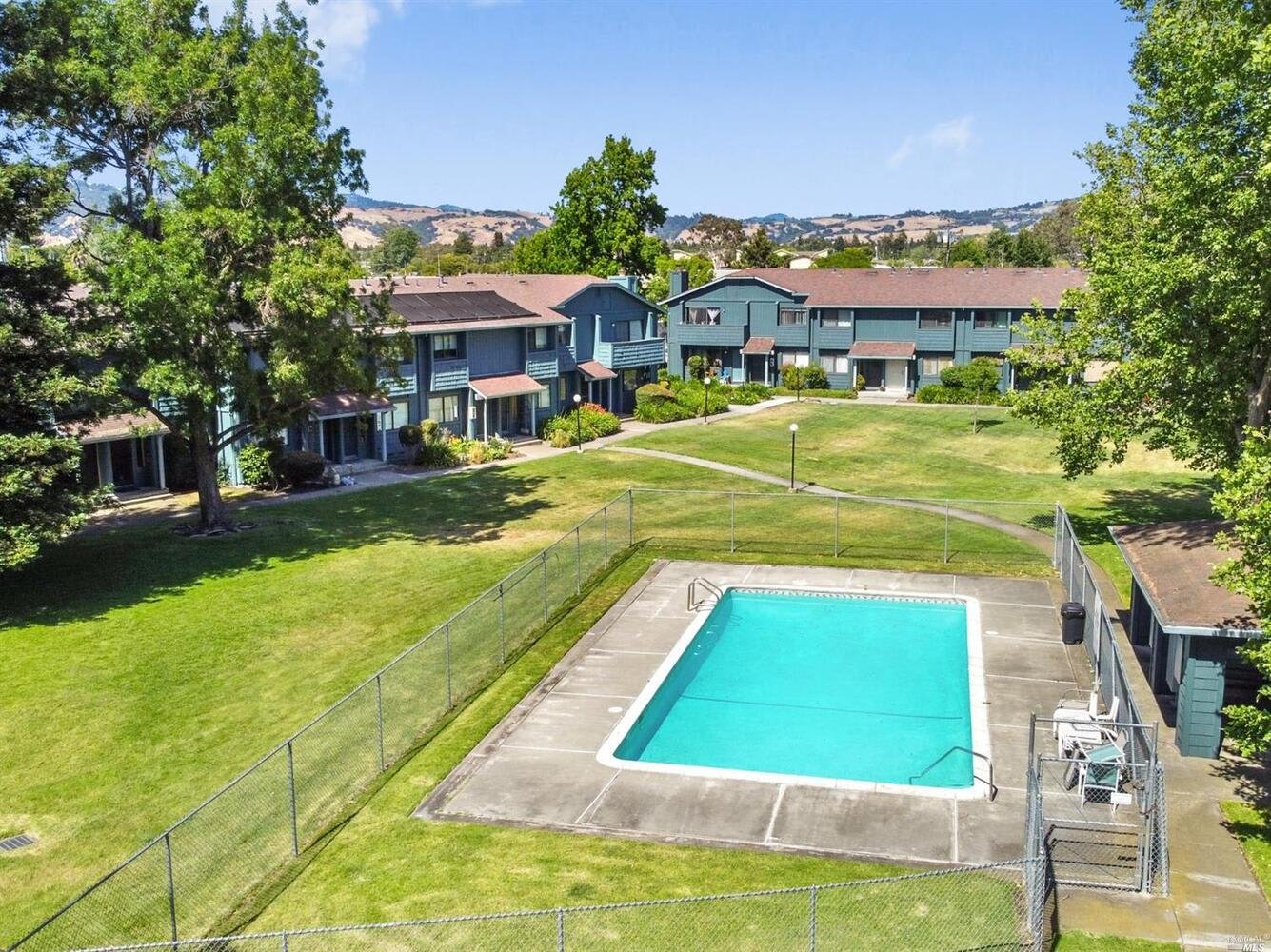 237 College View Dr