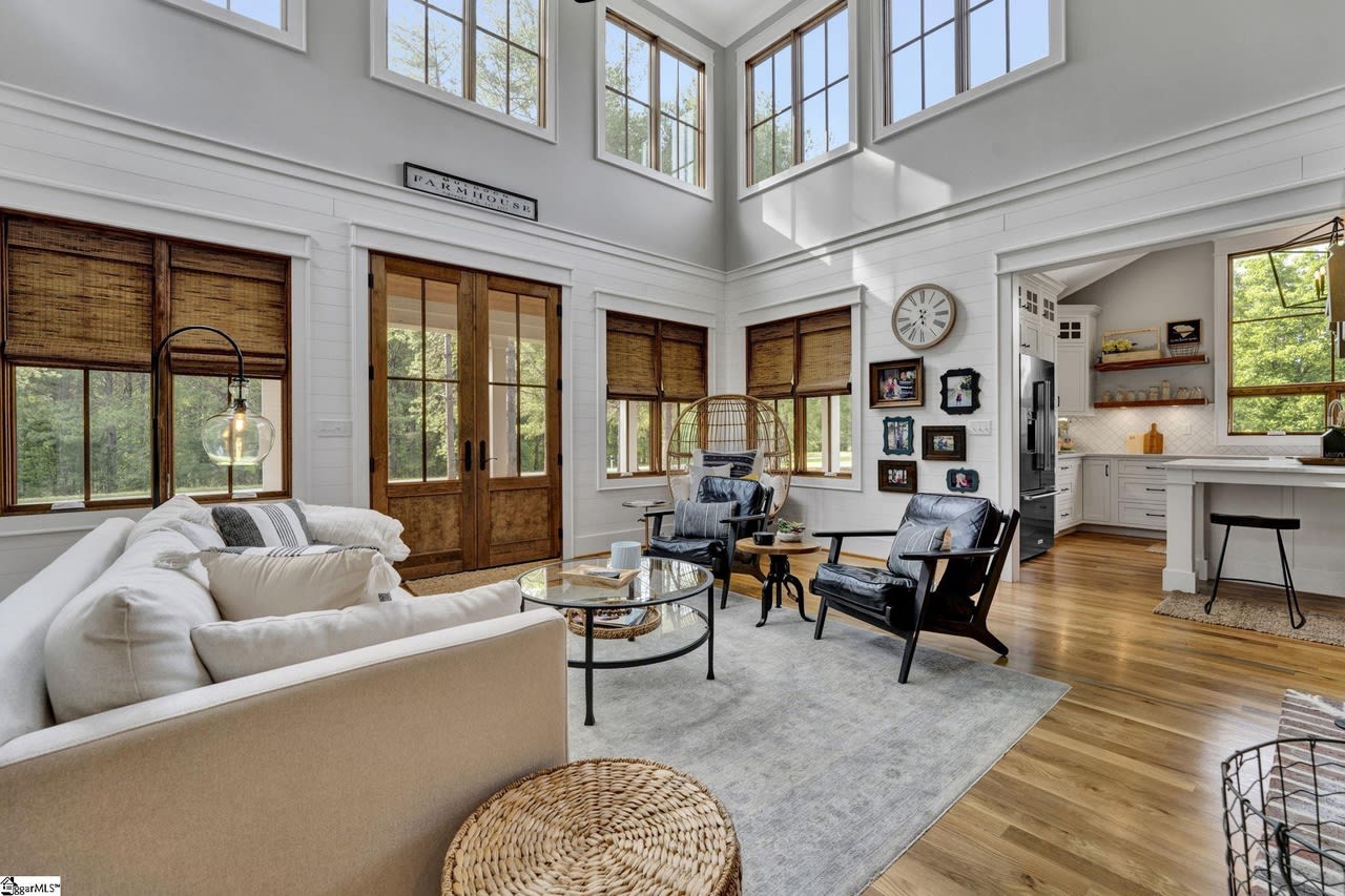 505 Mountain View Rd