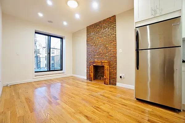 417 Hancock Street Unit: 6A
