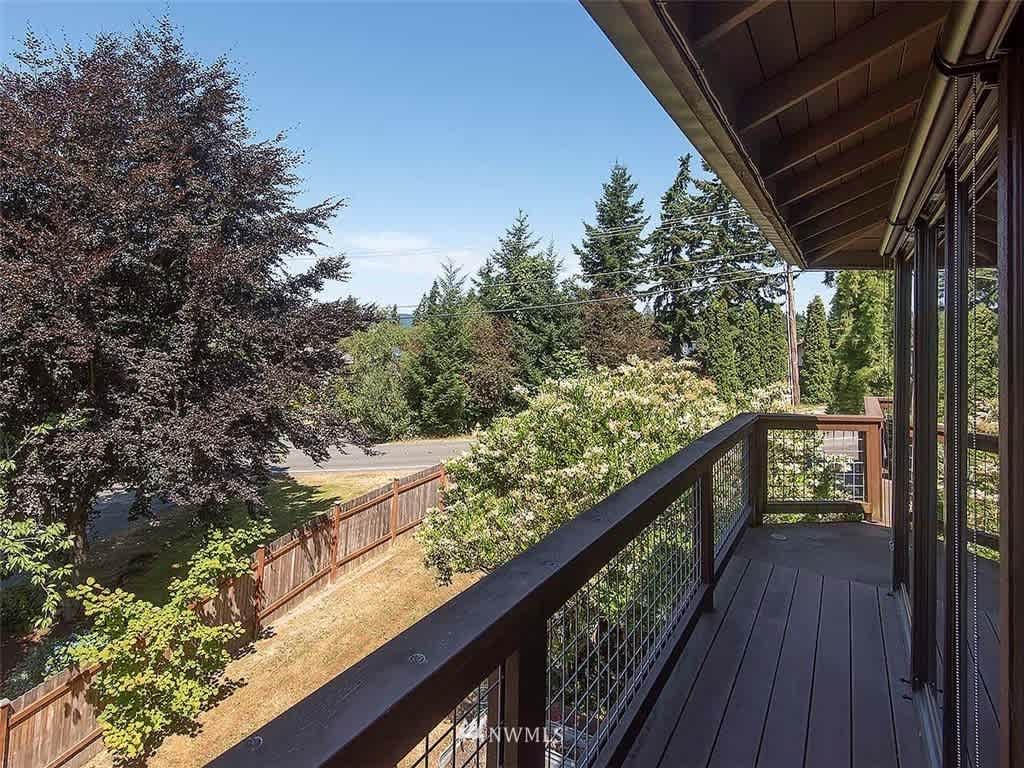 6212 Chennault Beach Dr