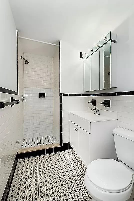 120 Saint Marks Place Unit: 1B