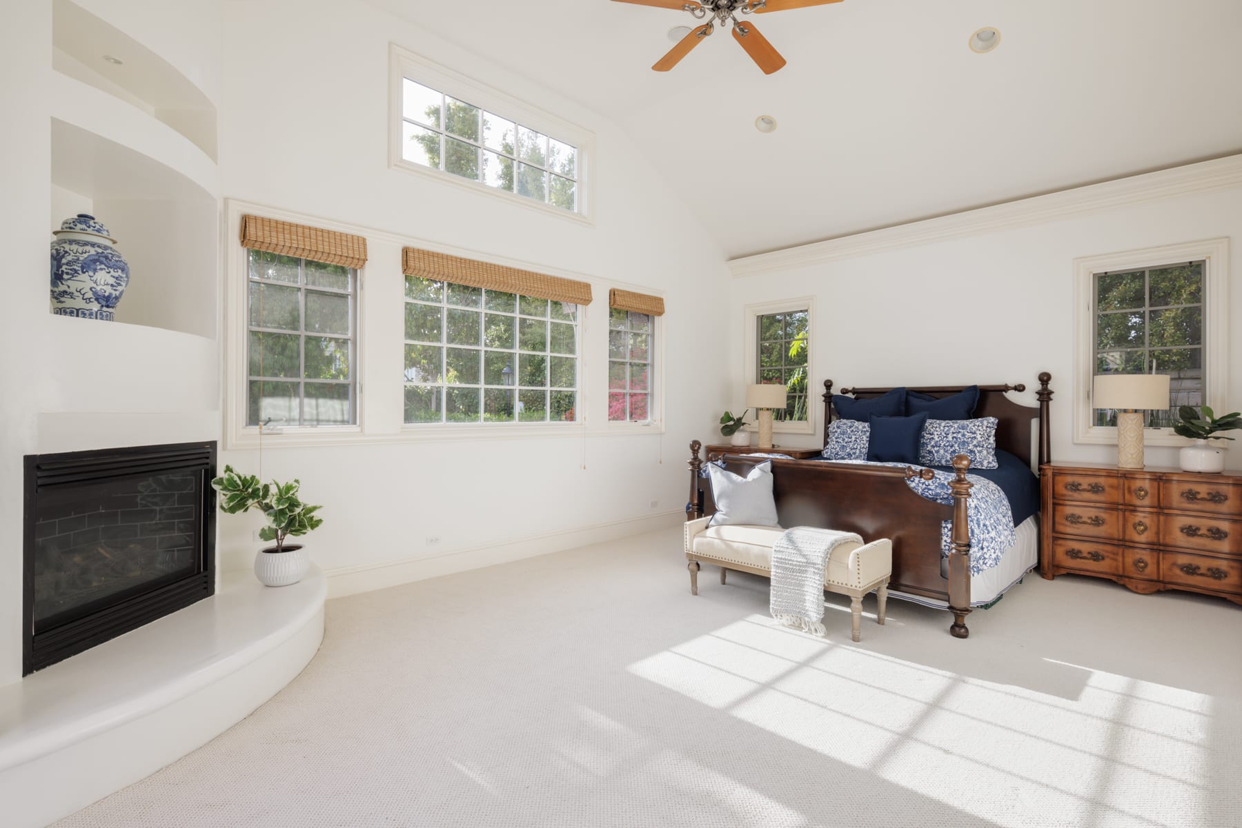1927 Santiago Drive