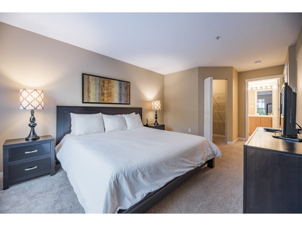 203-2966 Silver Springs Blvd