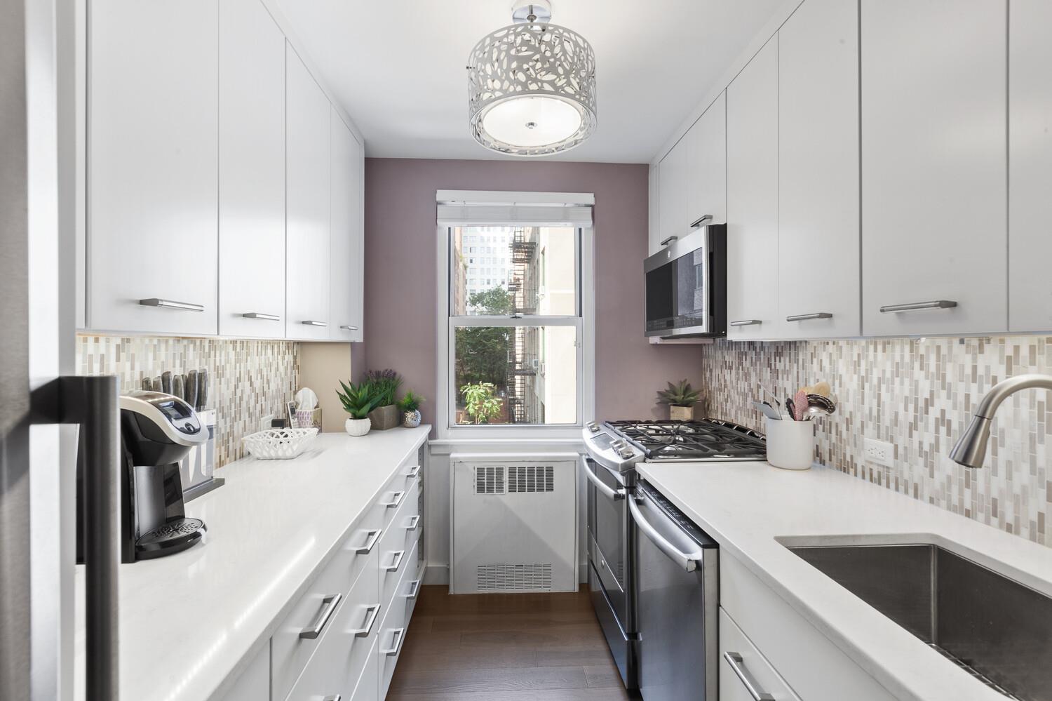 233 East 69th Street, Apt 5-G