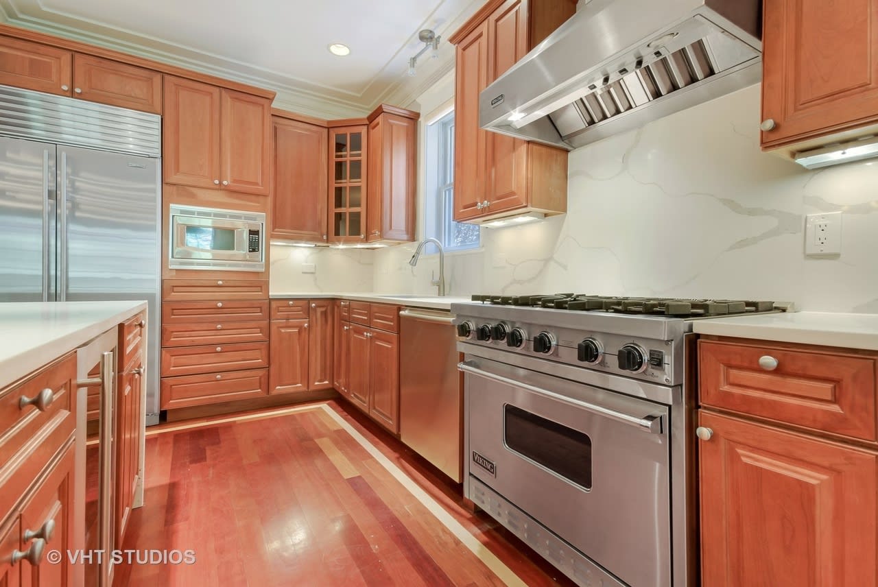 841 W Bradley Pl, #3F