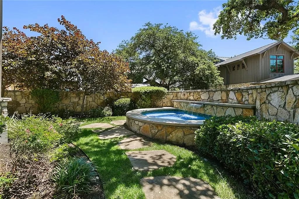 2100 Keeneland Cv #15