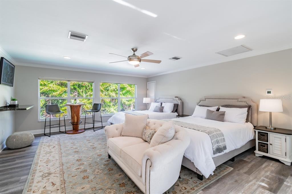 4615 Bayshore Blvd
