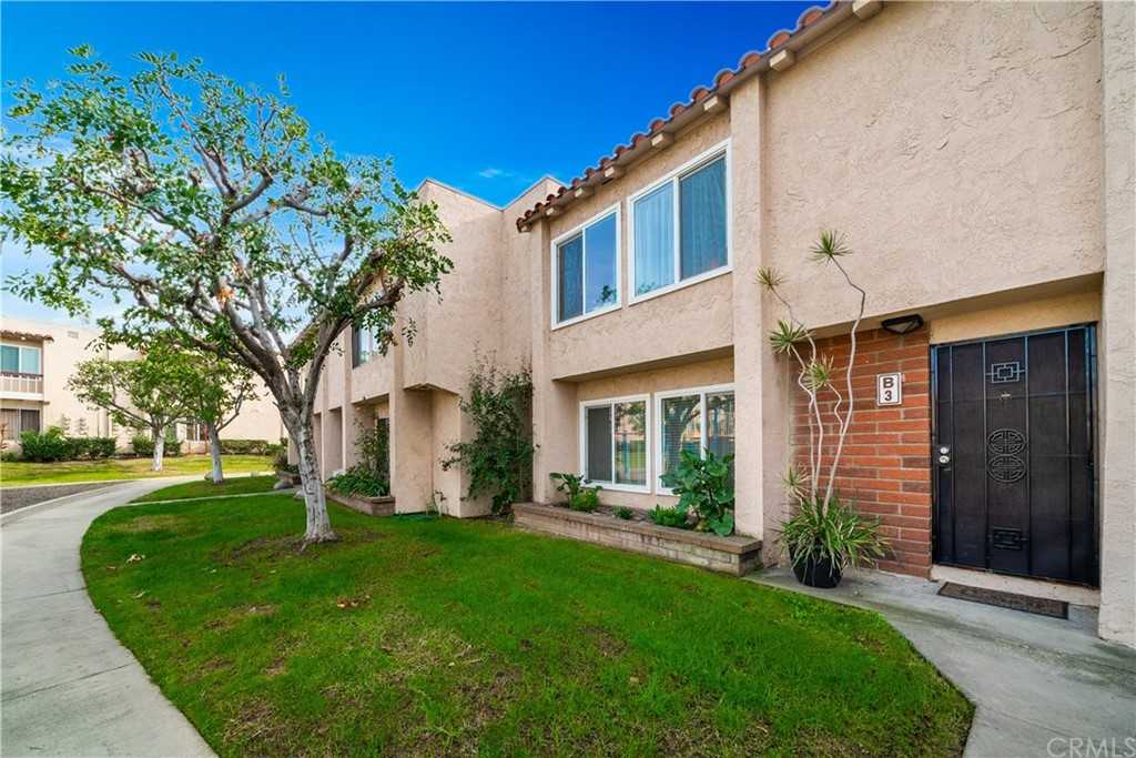 700 W La Veta Avenue Unit B3