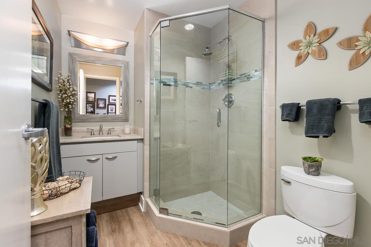 645 Front St Unit: 1710