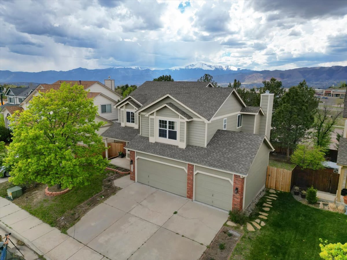 8536 Gatewick Drive
