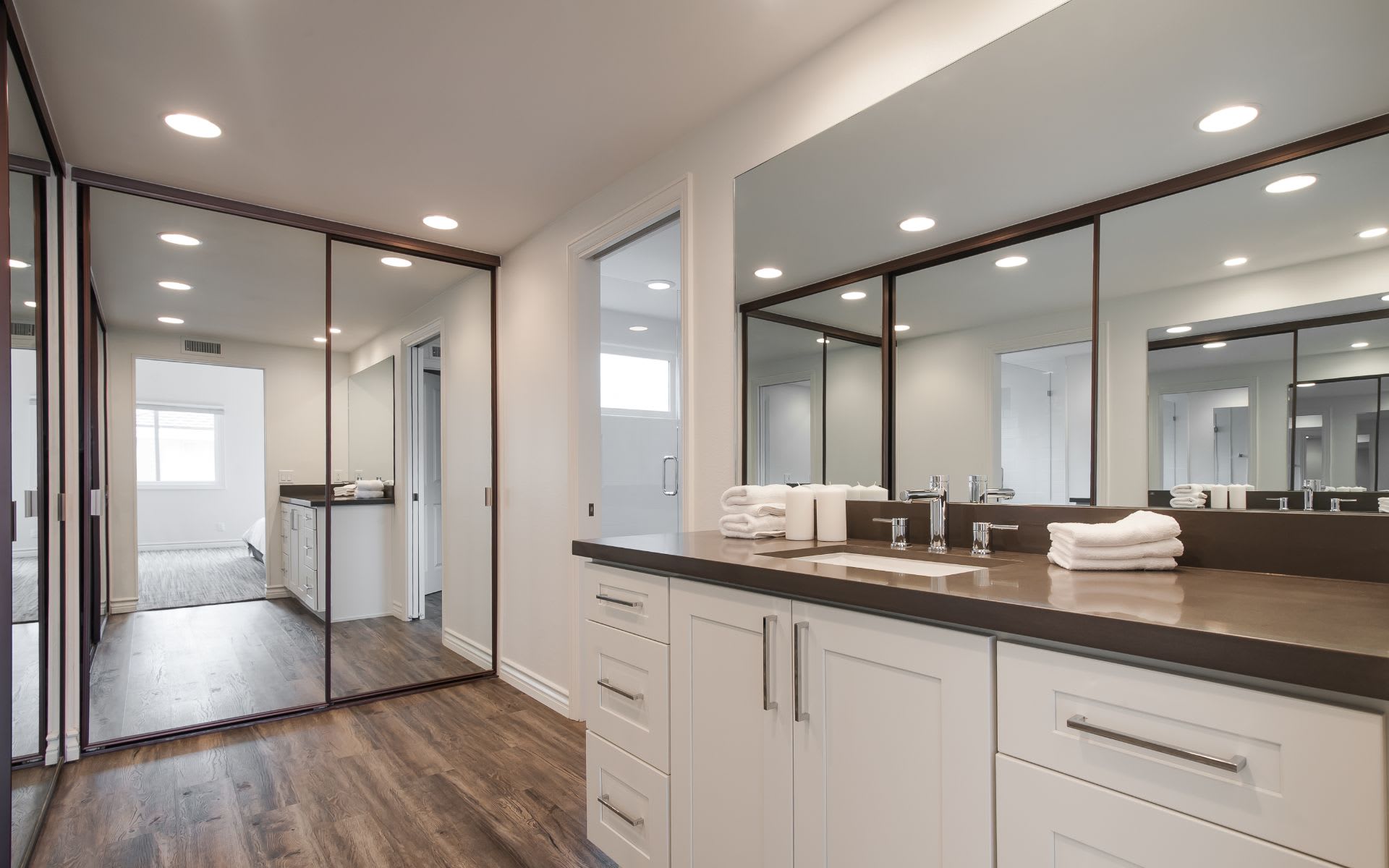 15 Bluff View