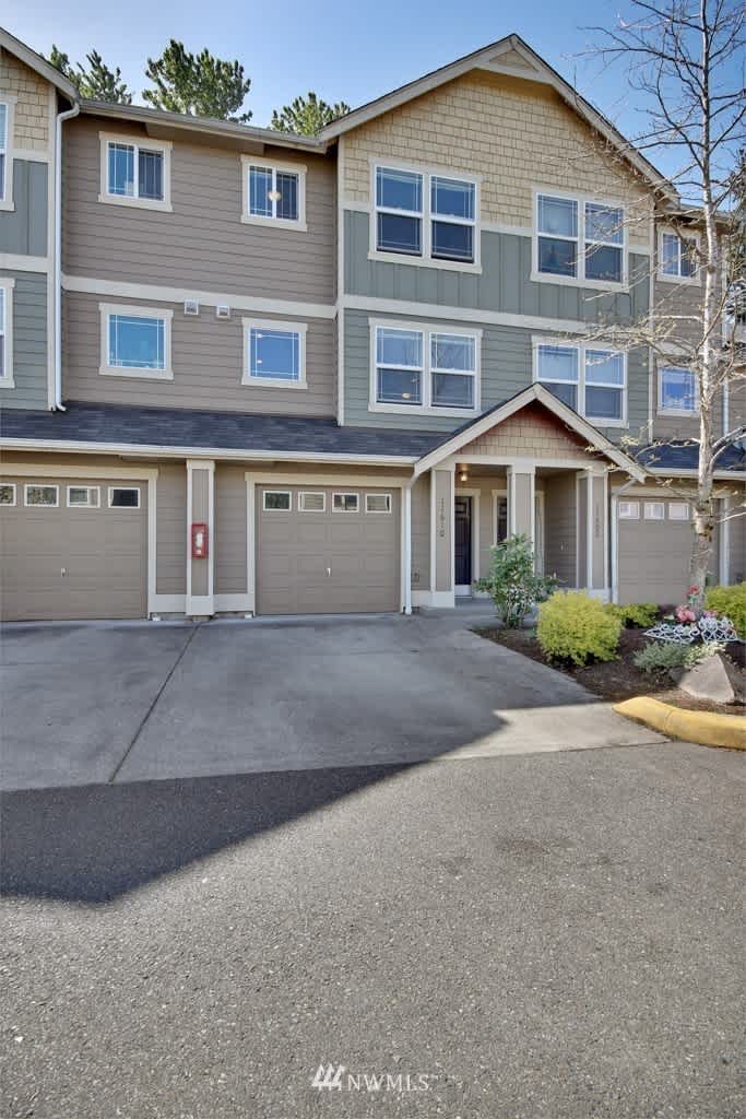 17610 79th Av Ct E Unit #61, Puyallup, WA 98375