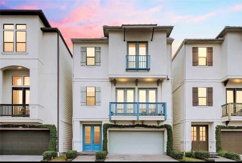 2222 Hilshire Lake Dr
