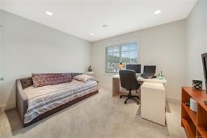 375 Kestrel St