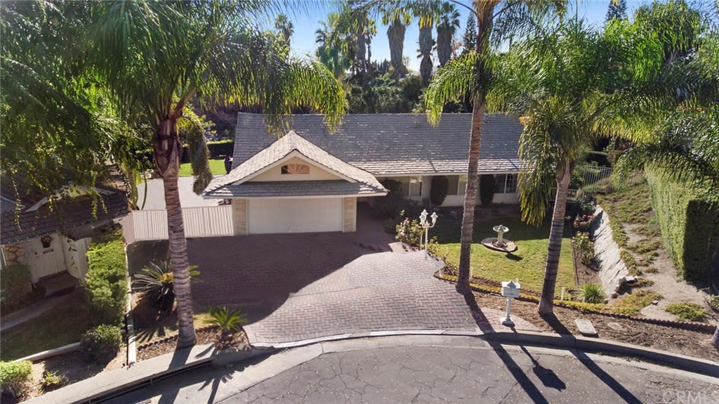1100 Norby Lane