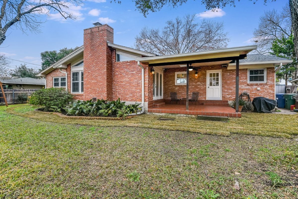 2915 Woodcrest Drive - Terrell Heights