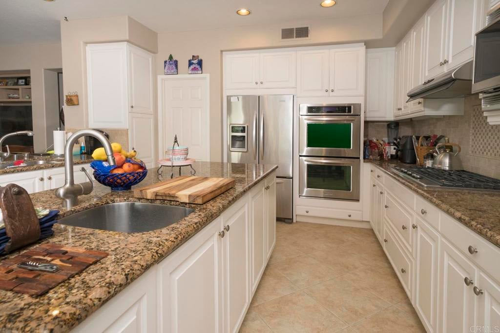 914 Merlo Ct