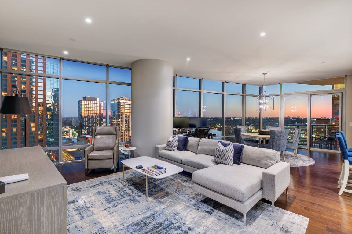 200 Congress Ave, #23F