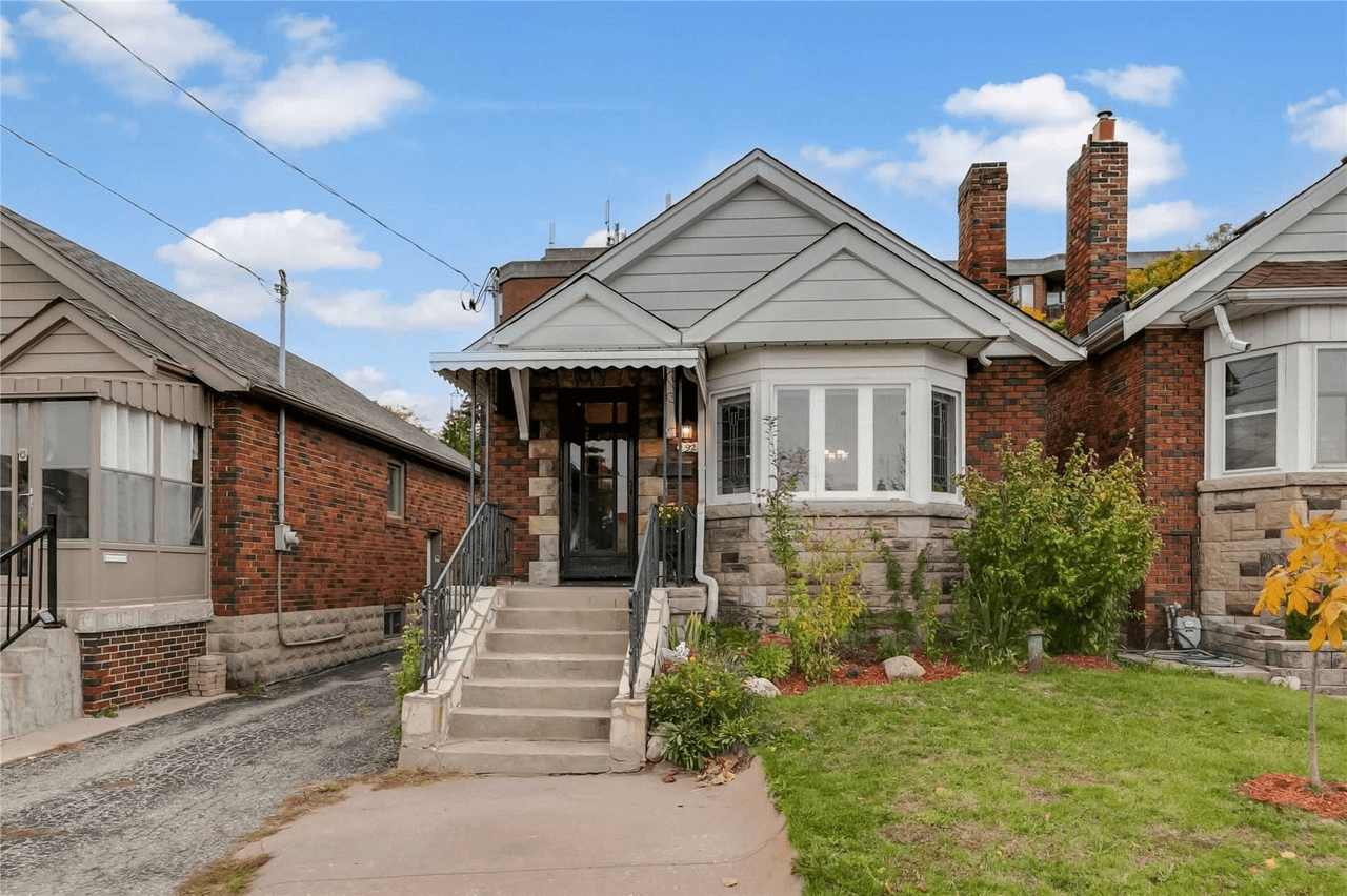 292 Floyd Ave