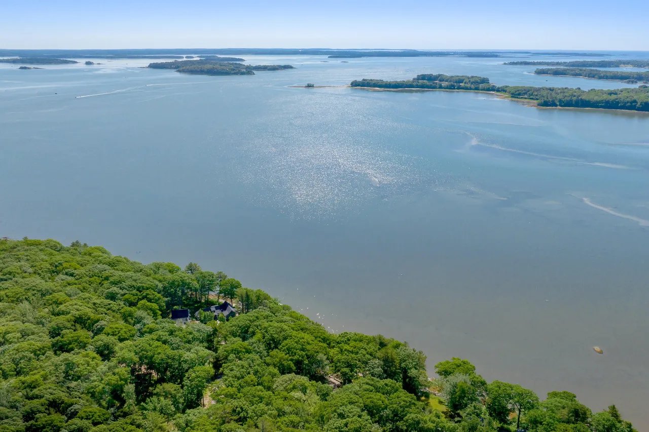 New Listing! 29 & 32 Russells Hill Road, Yarmouth, Maine – $ 2,350,000
